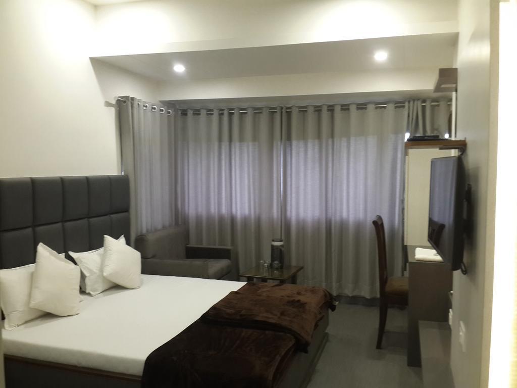 Hotel Oasis Mumbai Zimmer foto